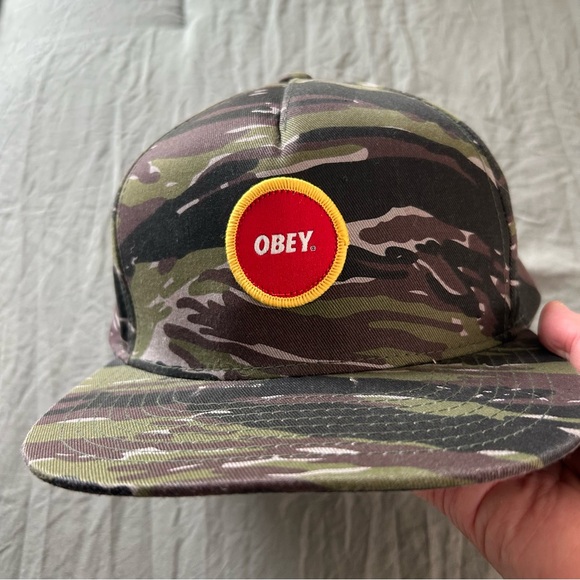 OBEY Camo Snapback Cap. OS. - Picture 2 of 5